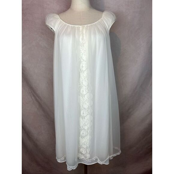Vintage Plus Size Nylon Chiffon Nightgown 1960s Mod Lingerie - Picture 2 of 9